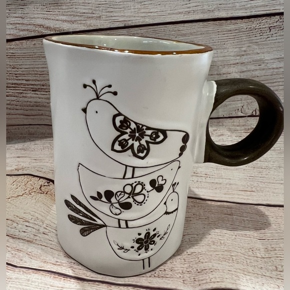"I Love It"  Handsome Ivory Ceramic Birds Embossed Coffee Tea Cup Mug - Picture 3 of 5